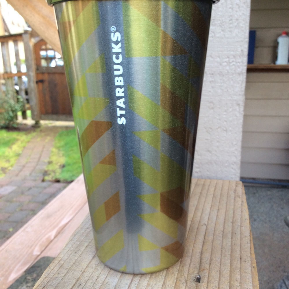 Starbucks cold beverage tumbler. 16 oz 2014